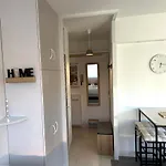 : En Rez De Jardin Apartment